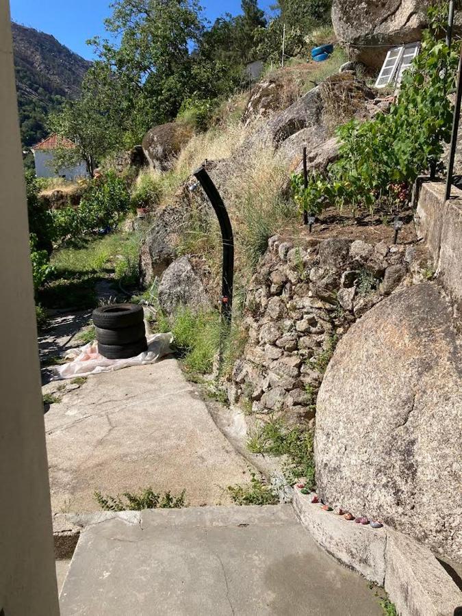 Appartamento A Casa Da Rapariga De Cabelo Azul Manteigas Esterno foto