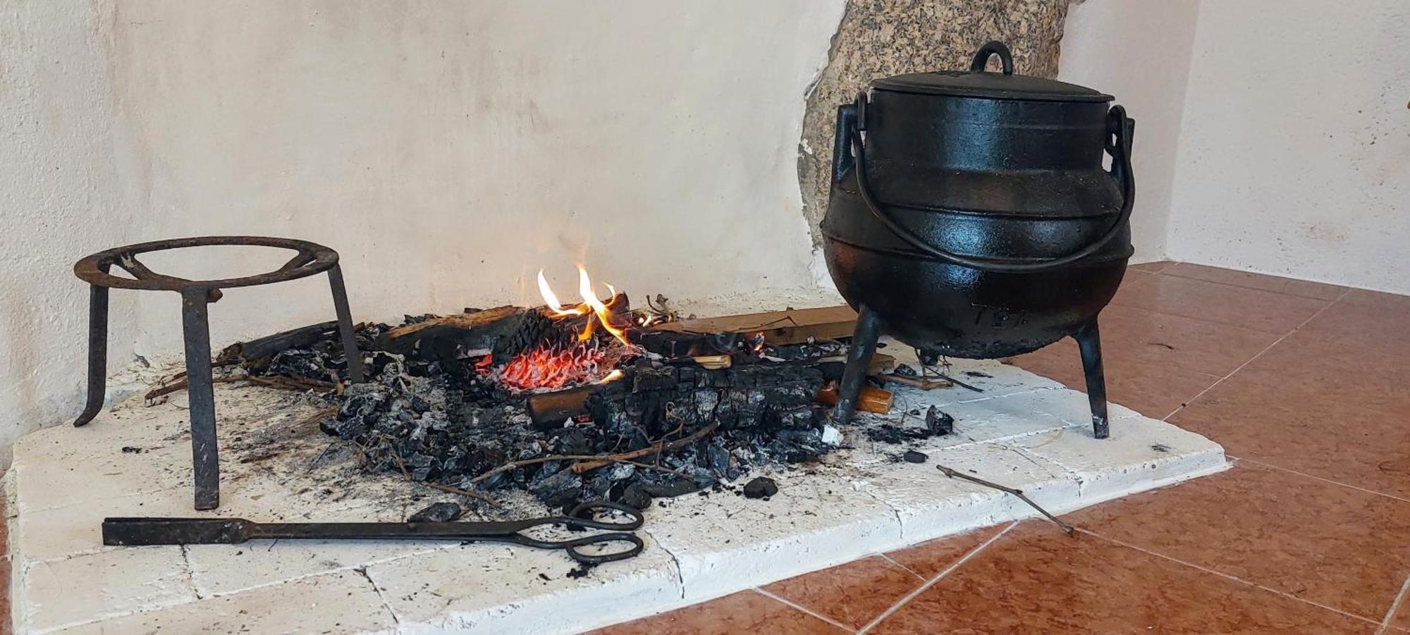 Appartamento A Casa Da Rapariga De Cabelo Azul Manteigas Esterno foto
