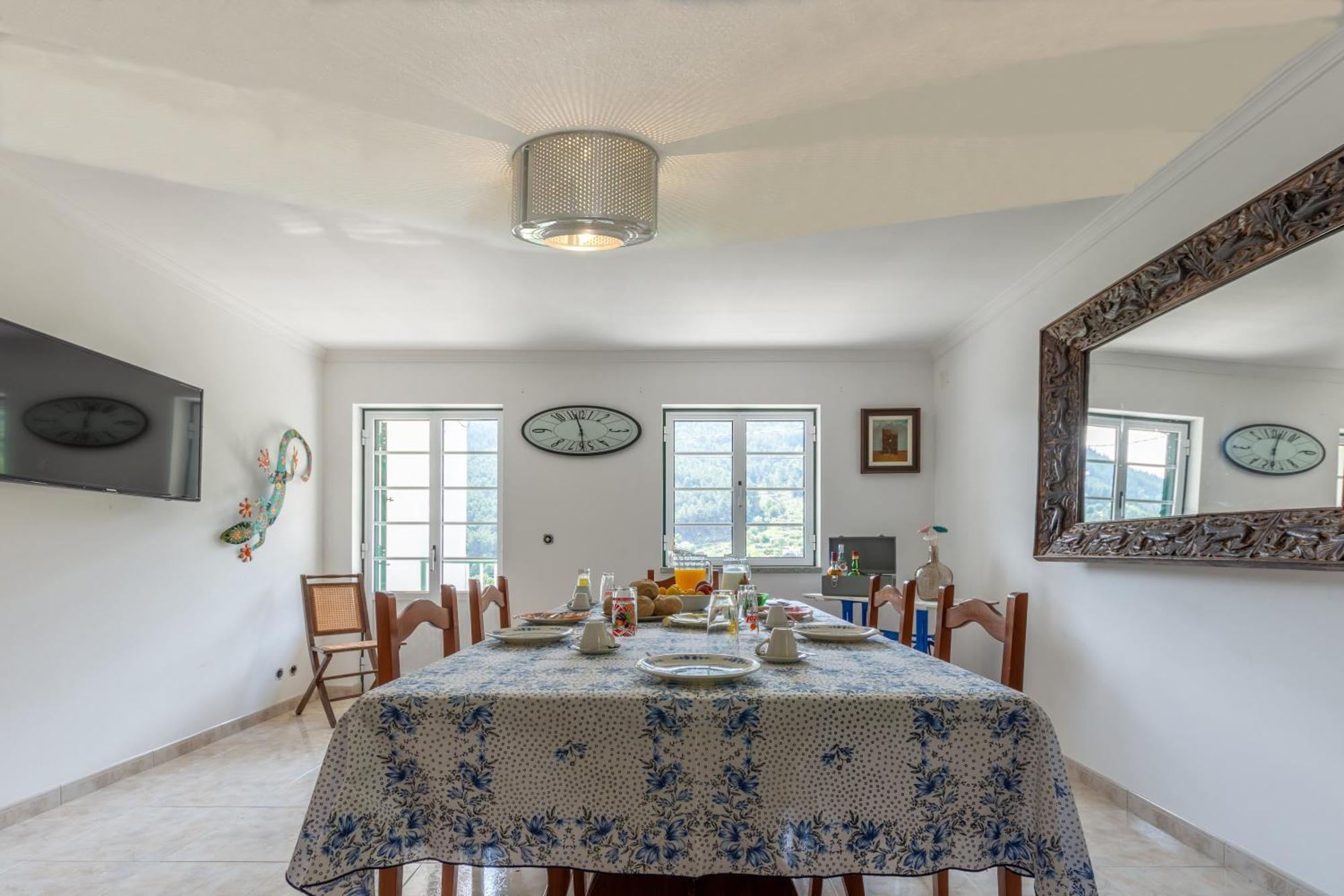 Appartamento A Casa Da Rapariga De Cabelo Azul Manteigas Esterno foto